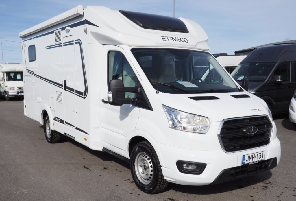 Etrusco T 7.3 SF matkailuauto